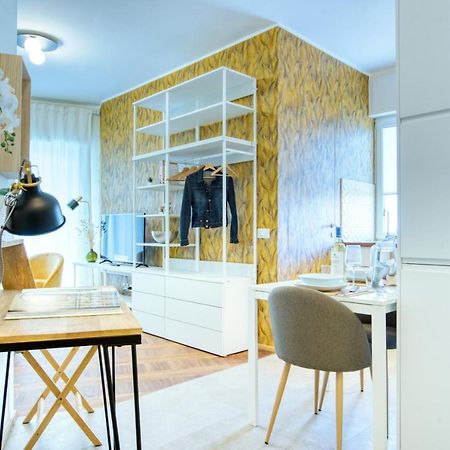 Caseospitali - Casa Mary Lou, Romantico Monolocale Ristrutturato Panoramico ミラノ エクステリア 写真